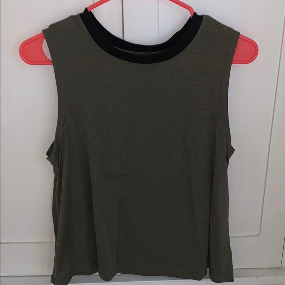 green old navy active top